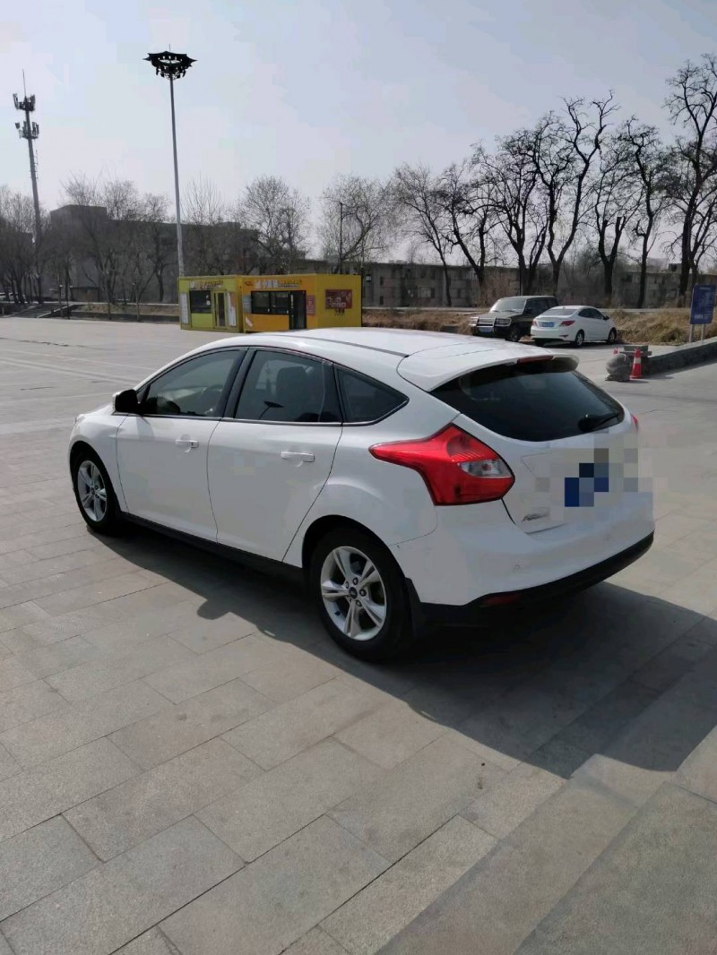 东营14年福特福克斯4