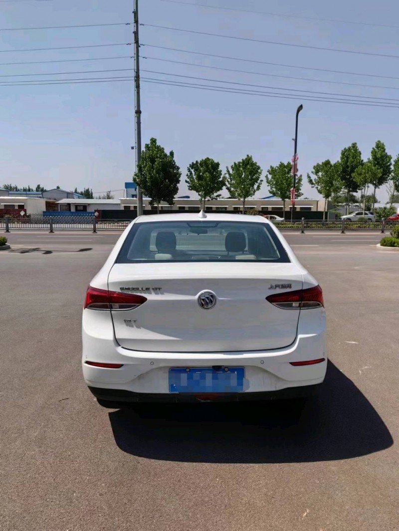 聊城19年别克威朗9