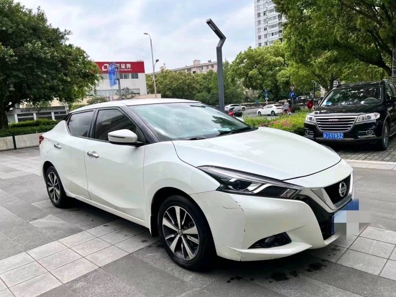 嘉兴18年日产蓝鸟3