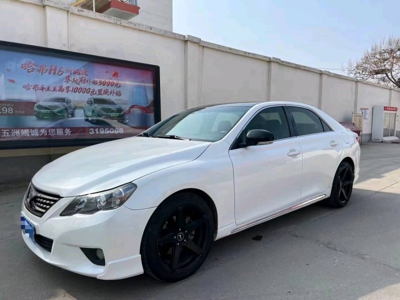 保定12年丰田锐志3