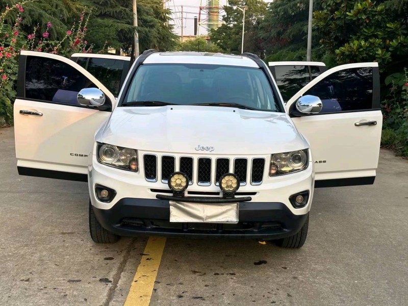 徐州14年Jeep指南者8