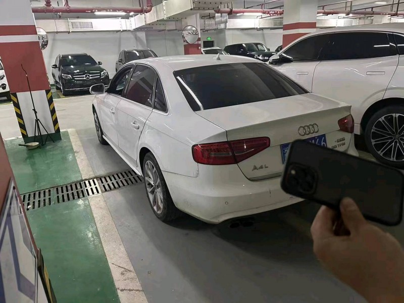 湖州12年奧迪A4L5