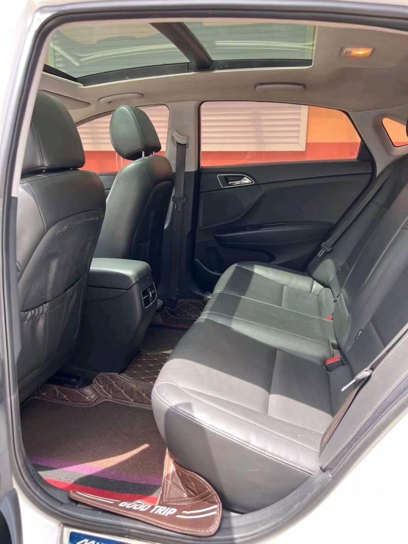 廊坊15年现代名图7