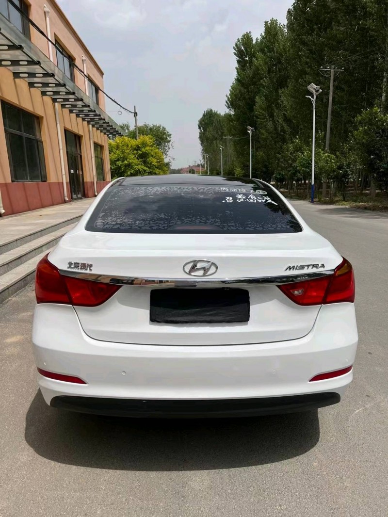 廊坊15年现代名图9