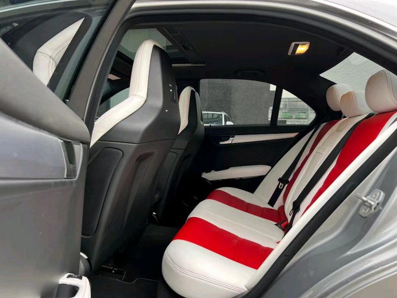 东莞11年奔驰AMG5