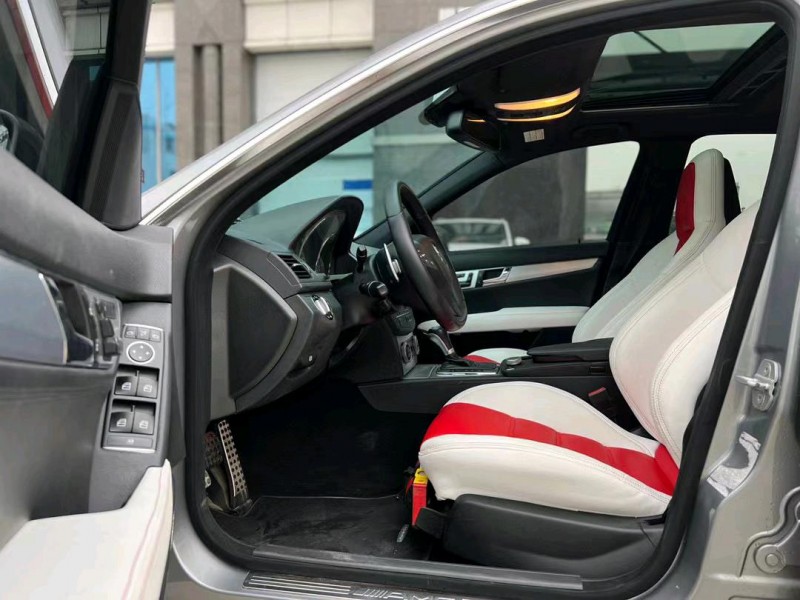 东莞11年奔驰AMG6