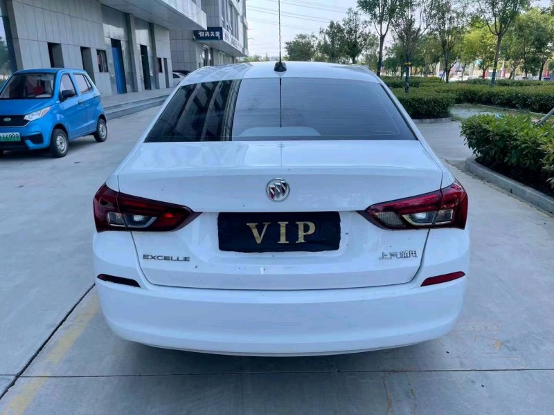 枣庄20年别克凯越2