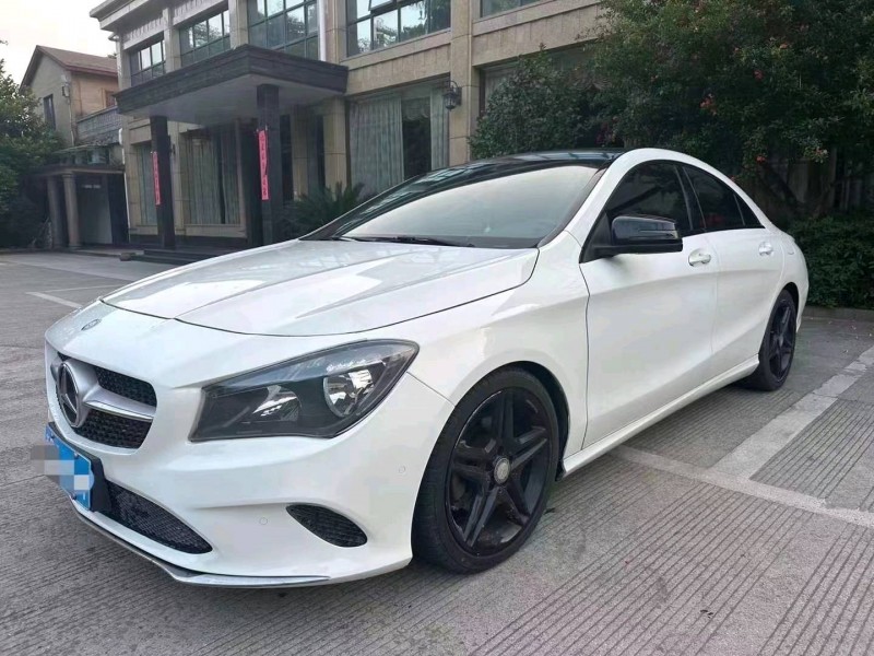 嘉兴16年奔驰CLA3