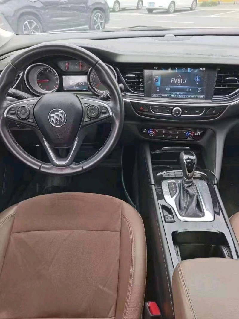 淮南19年别克君威7