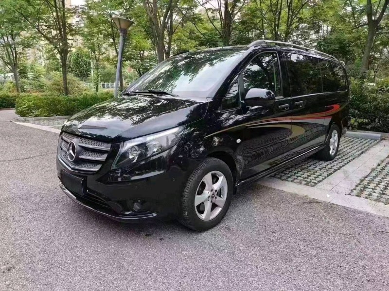 淮南19年奔驰威霆3