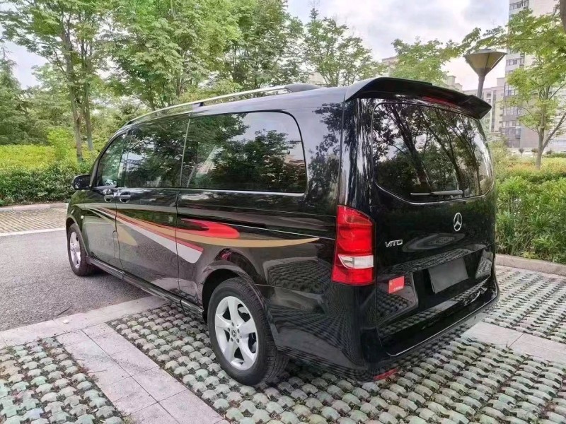 淮南19年奔驰威霆7