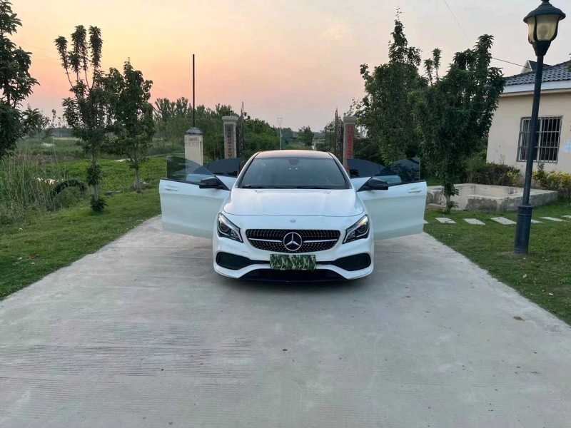 徐州17年奔驰CLA7