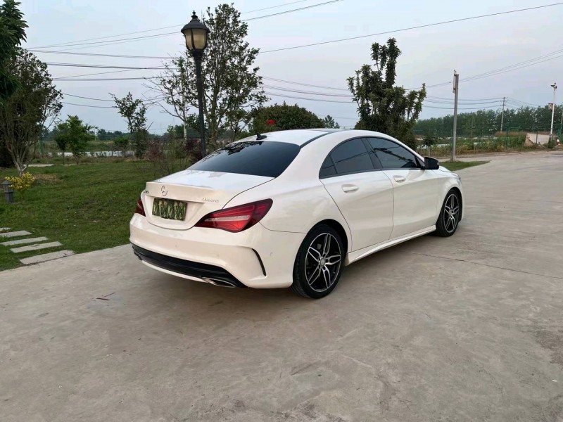 徐州17年奔驰CLA8