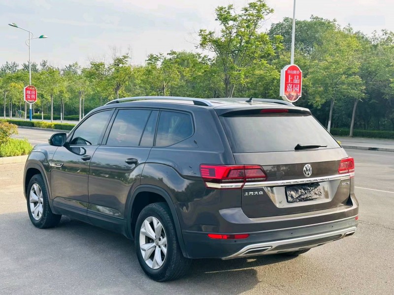 济南18年大众途昂7