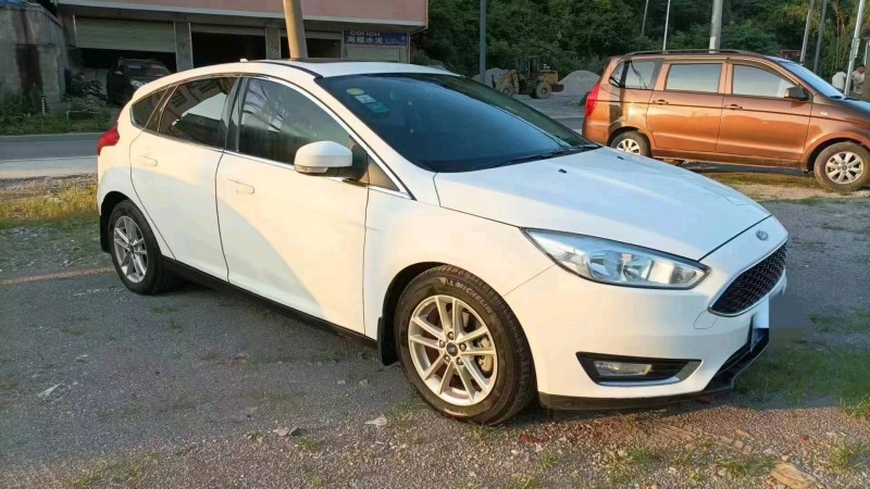 梧州17年福特福克斯3