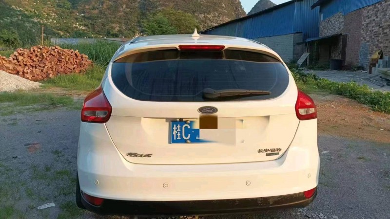 梧州17年福特福克斯7