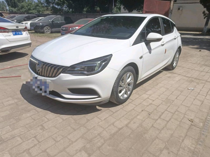 保定18年别克威朗2