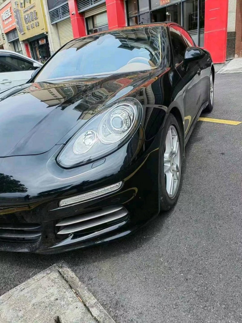 广州15年保时捷帕拉梅拉6