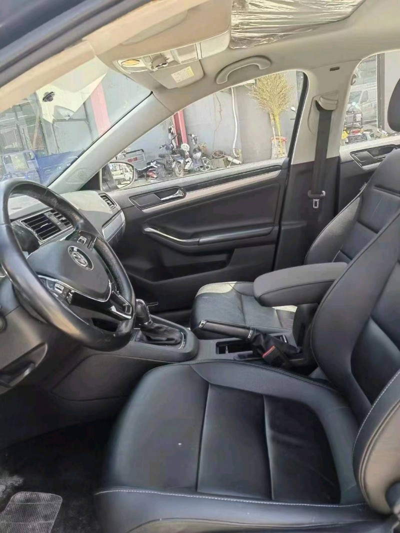 济南18年大众速腾2