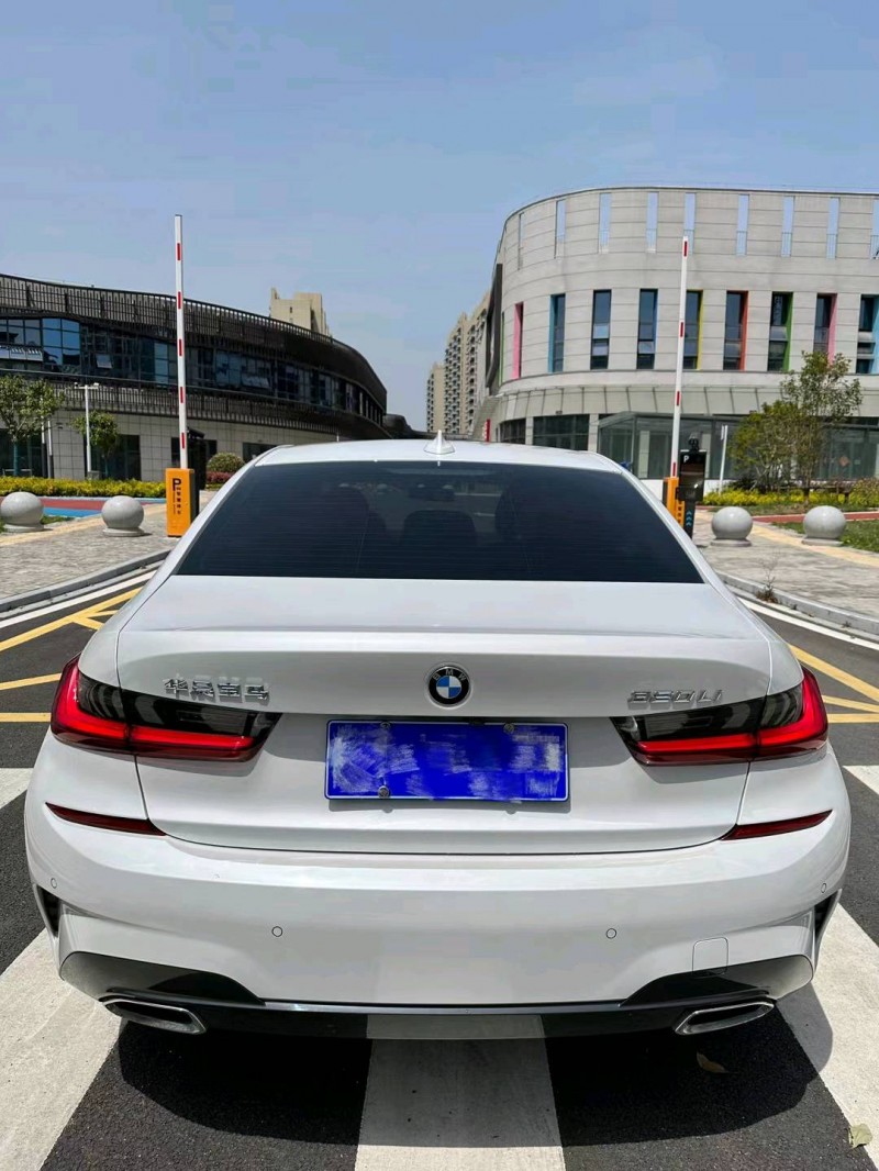 淮南21年宝马3系9