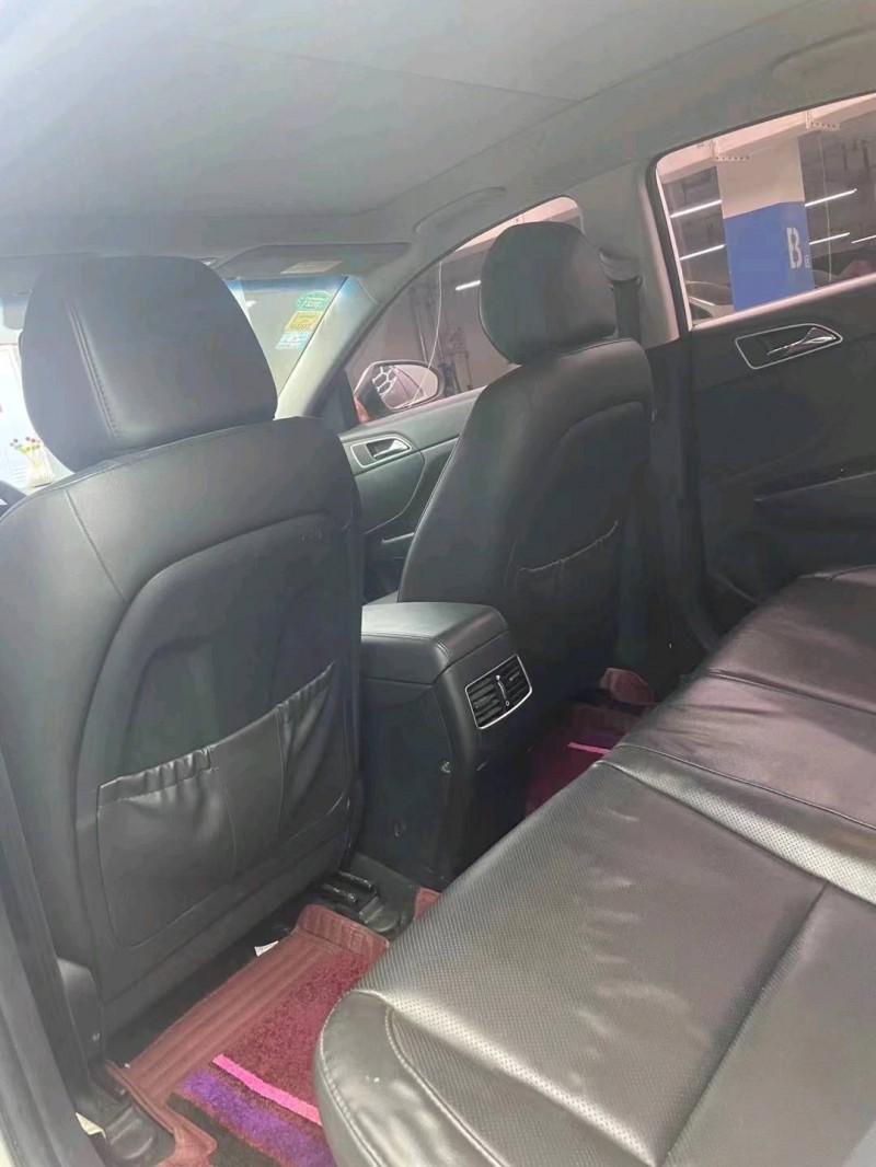 成都18年现代名图4