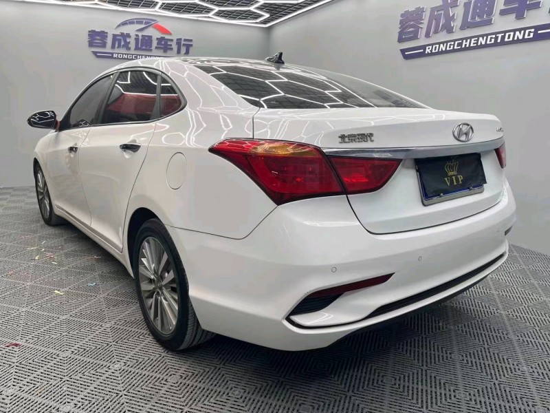 成都18年现代名图7