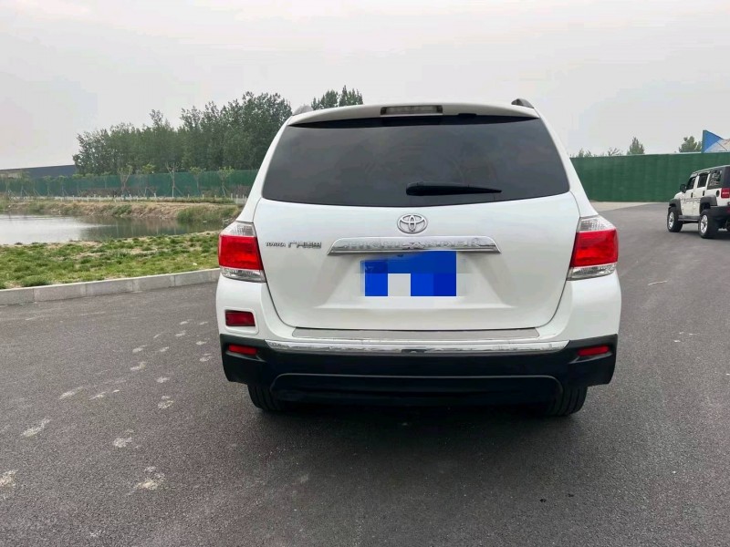 廊坊13年丰田汉兰达9