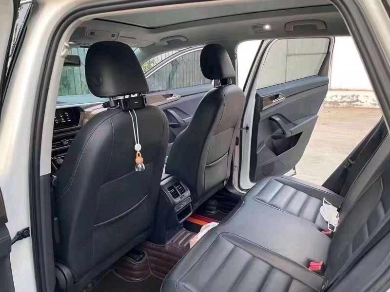 济宁20年大众途岳7