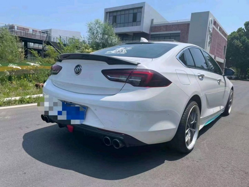 枣庄17年别克君威5