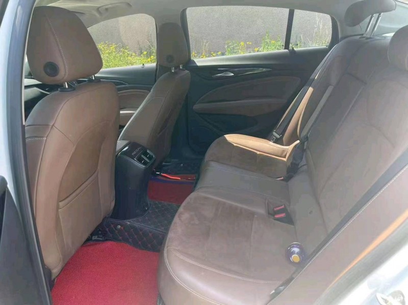 枣庄17年别克君威7