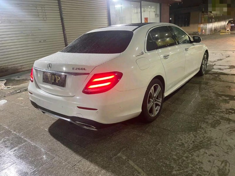 广州20年奔驰E7