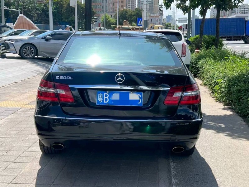 广州11年奔驰E9