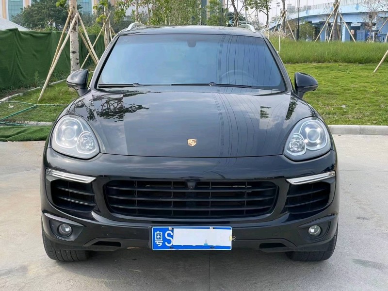 广州18年保时捷卡宴1