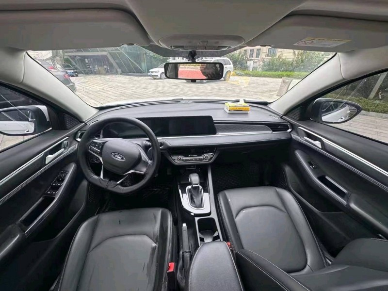 济南21年福特福睿斯4