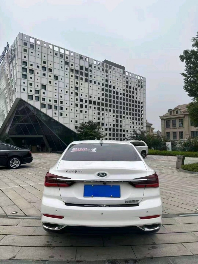 济南21年福特福睿斯9