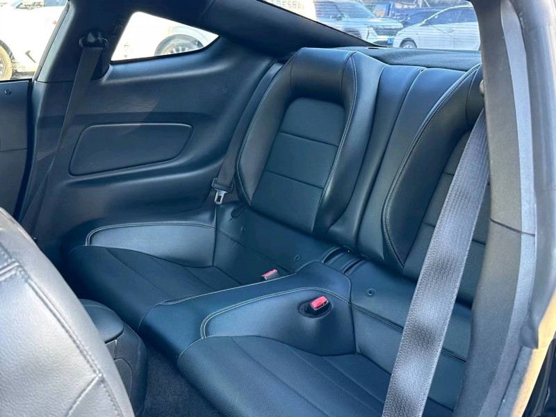 深圳17年福特野马4