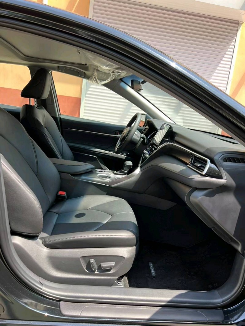 廊坊23年丰田凯美瑞8