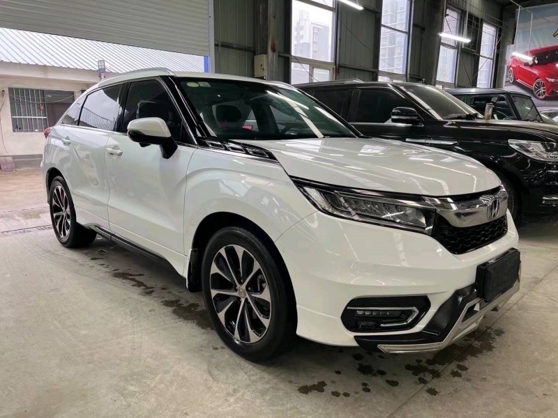 济宁18年本田冠道2