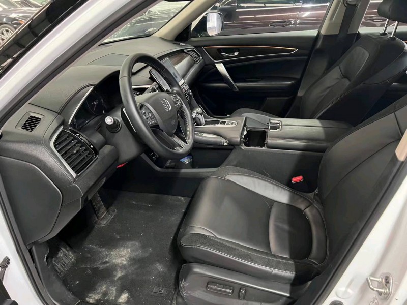 济宁18年本田冠道5