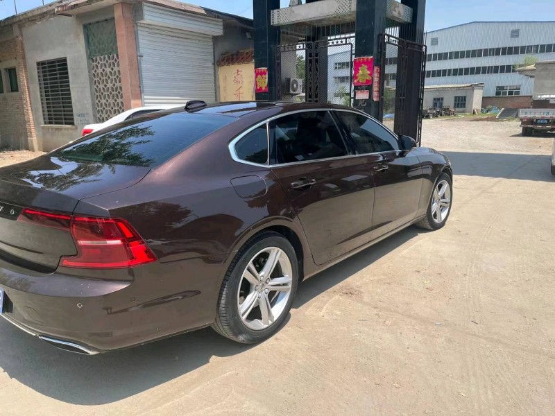 保定18年沃尔沃S905