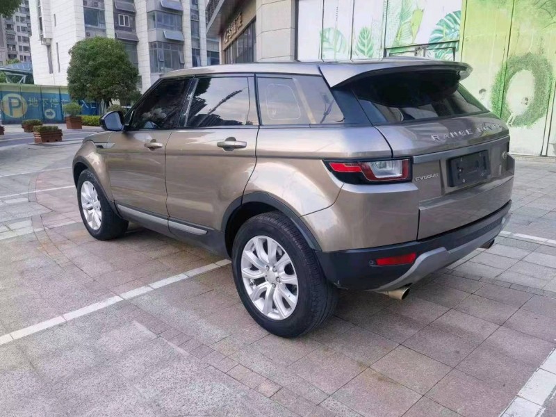 淮南16年路虎极光6