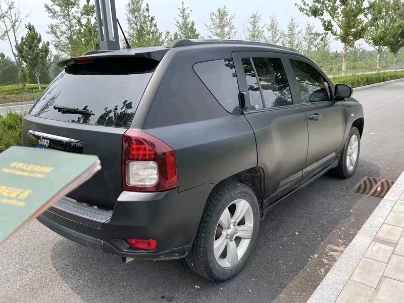 保定15年Jeep指南者3