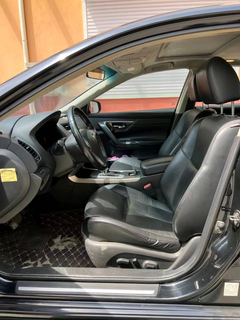 廊坊15年日产天籁3