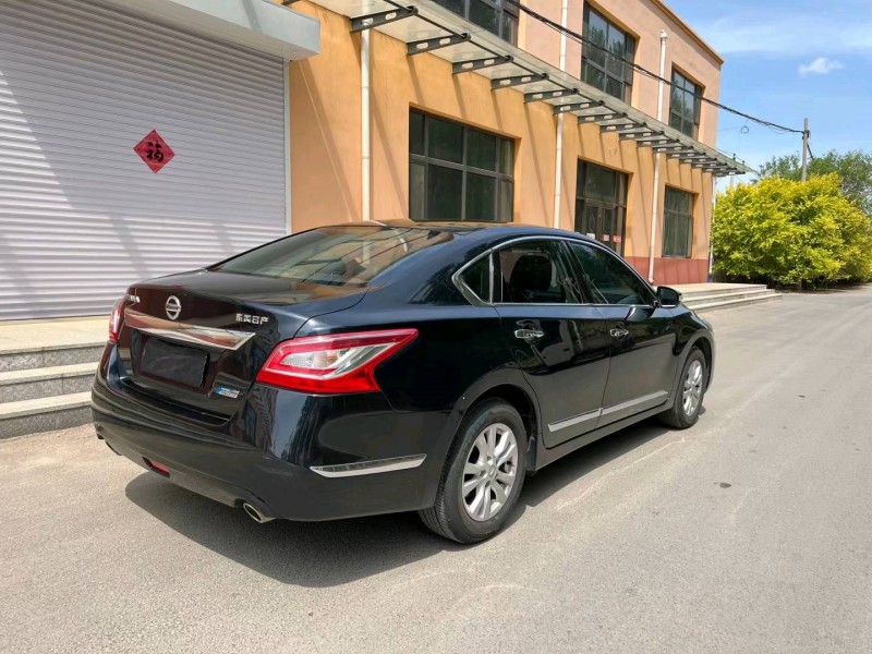 廊坊15年日产天籁7