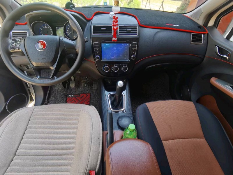 保定15年东风景逸6