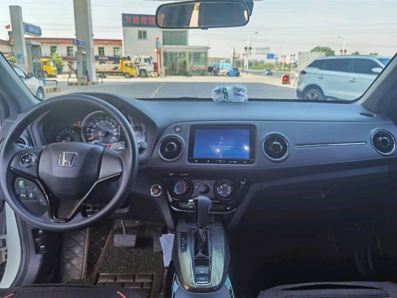 保定18年本田XRV6