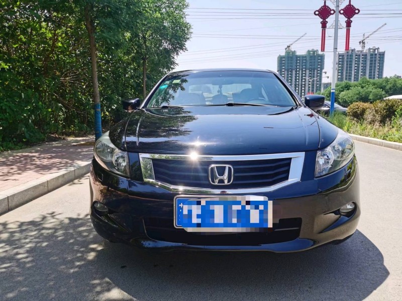 保定09年本田雅阁1