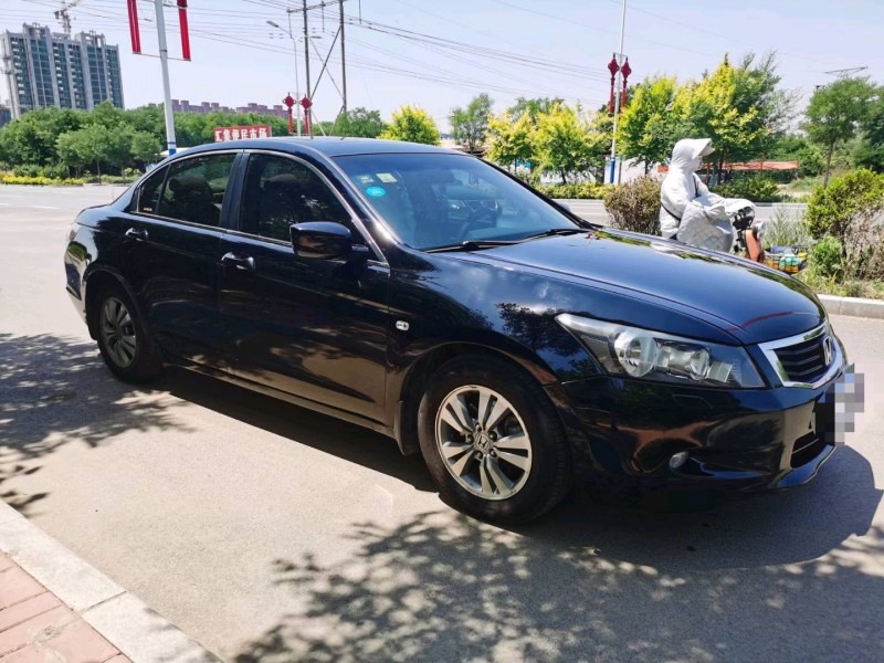 保定09年本田雅阁3