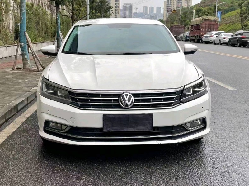 重庆17年大众帕萨特1
