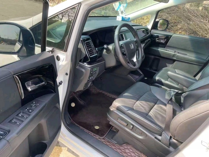 宜昌21年本田艾力绅4